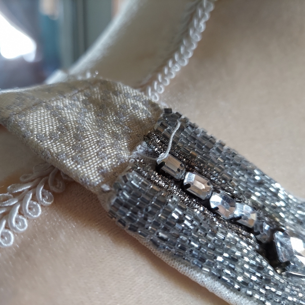 Vintage 60s Style Ivory Metallic Dress - Picture 7 of 11
